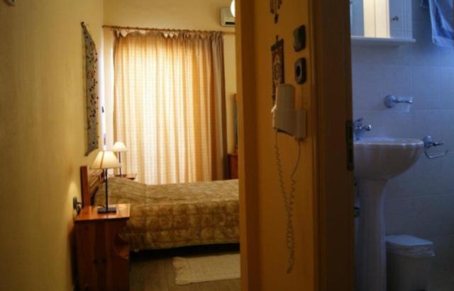 Angela'S House Hotel Монемвазия Номер фото