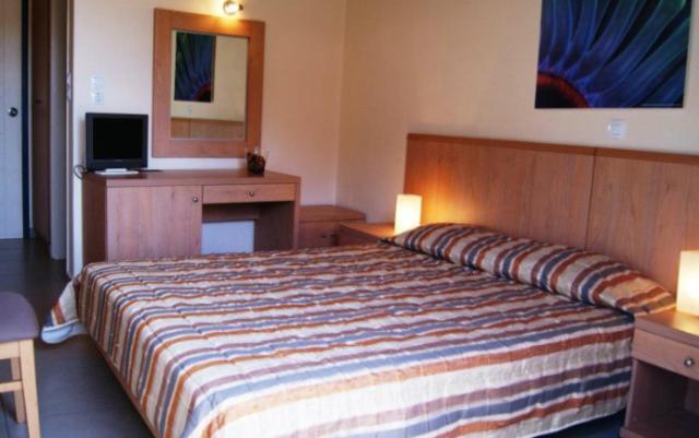 Angela'S House Hotel Монемвазия Экстерьер фото
