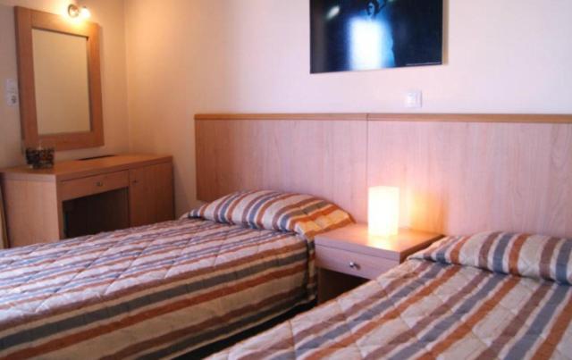 Angela'S House Hotel Монемвазия Экстерьер фото