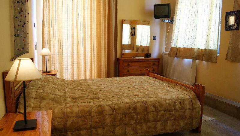 Angela'S House Hotel Монемвазия Экстерьер фото