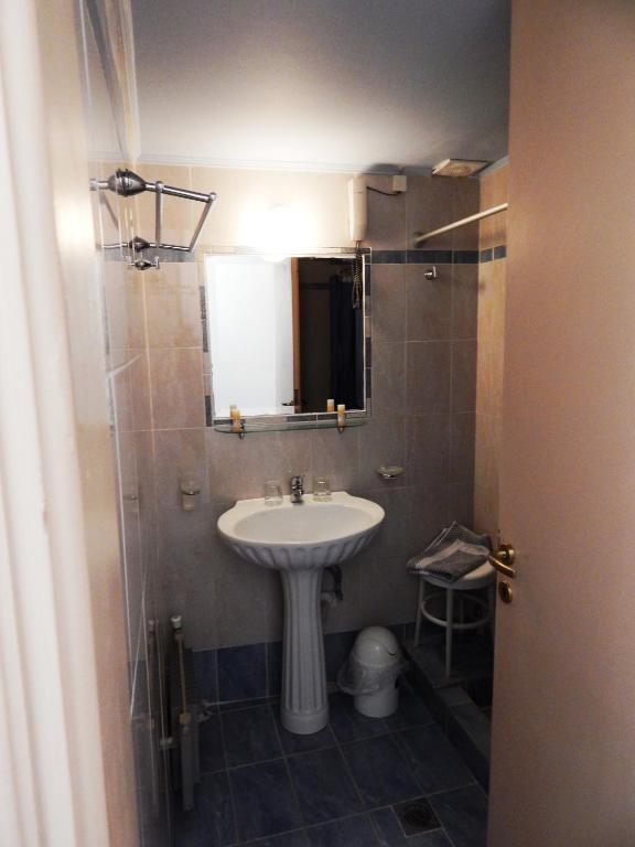Angela'S House Hotel Монемвазия Номер фото