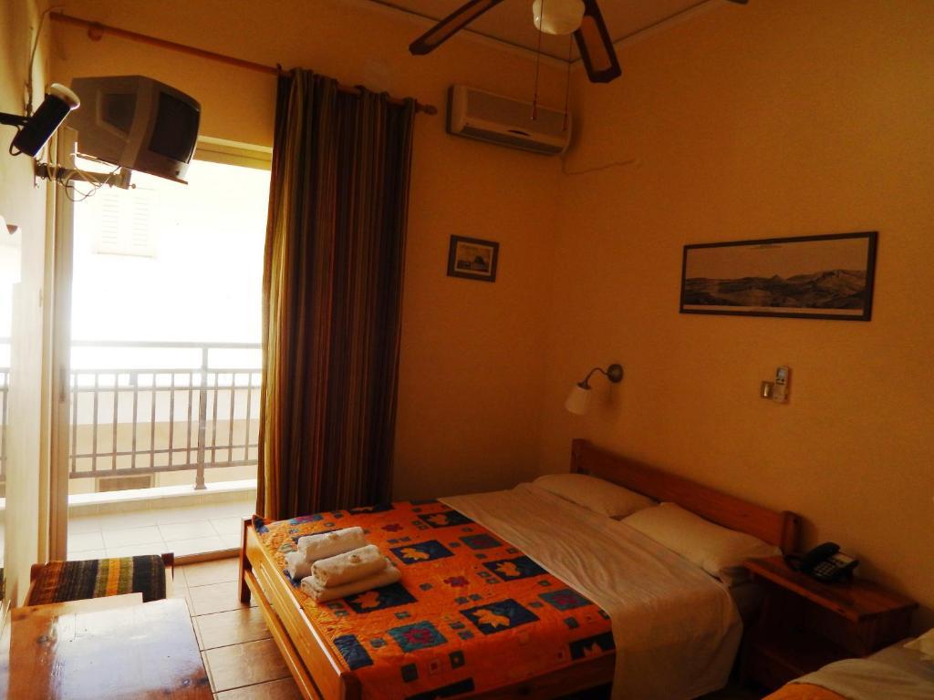Angela'S House Hotel Монемвазия Номер фото
